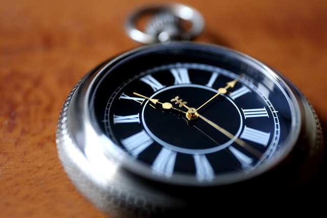 懐中時計の簡単な初歩や基本的な使い方・利用方法・仕様方法・やり方